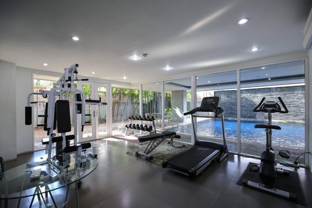 Luxury Living In Heart Of Nimman Leilighet Chiang Mai Eksteriør bilde
