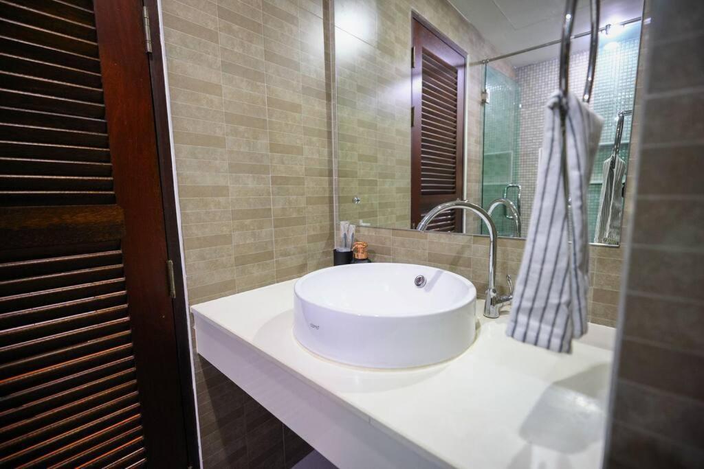 Luxury Living In Heart Of Nimman Leilighet Chiang Mai Eksteriør bilde