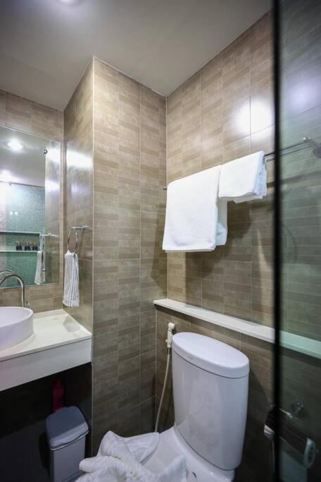 Luxury Living In Heart Of Nimman Leilighet Chiang Mai Eksteriør bilde
