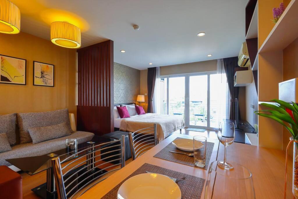 Luxury Living In Heart Of Nimman Leilighet Chiang Mai Eksteriør bilde